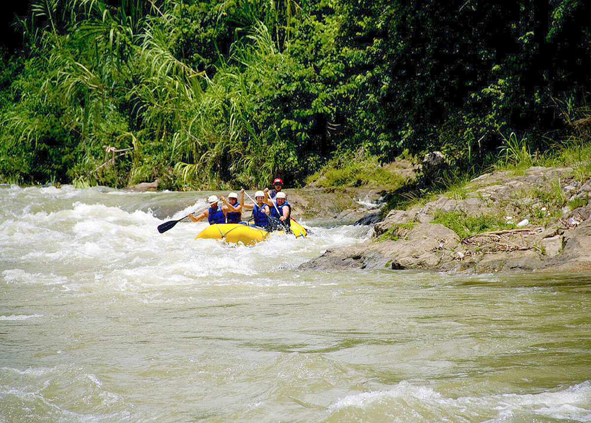 playa-dorada-river-rafting-yaque-del-norte-tour-puerto-plata