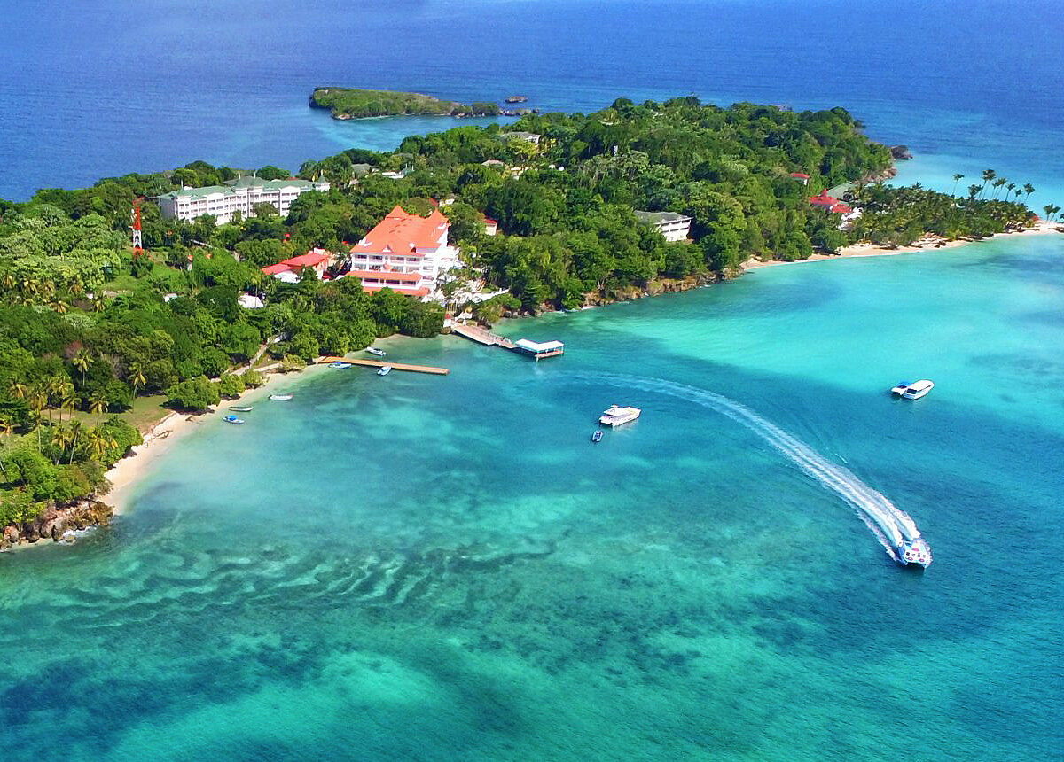 Cayo Levantado, la irresistible isla de Samaná Temporada de viajes