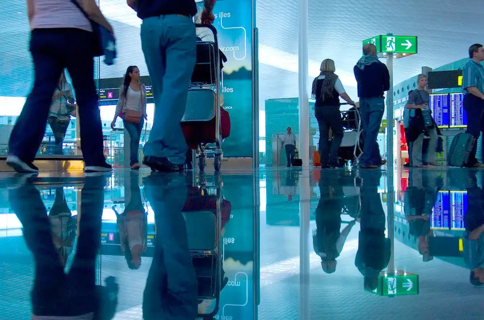 ciberseguridad-viajeros-2025